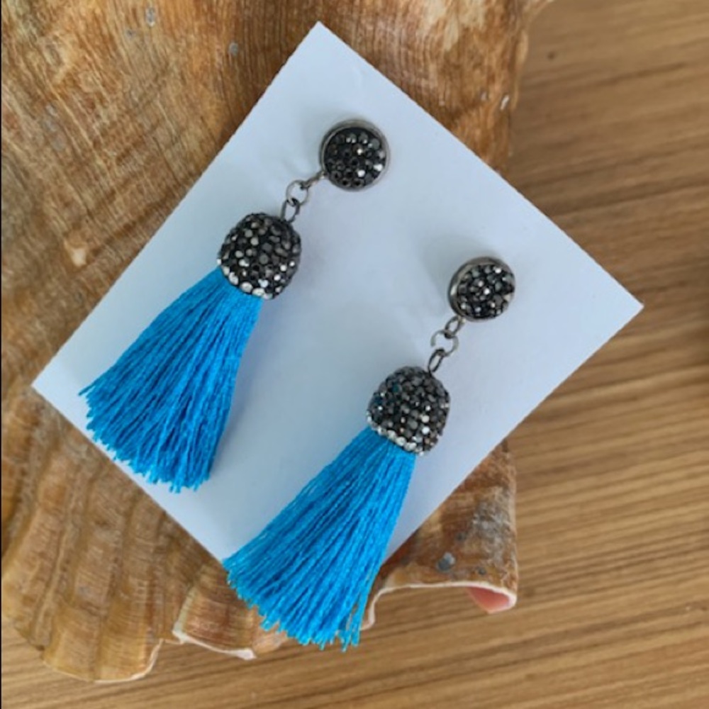 Blue fringe long earrings